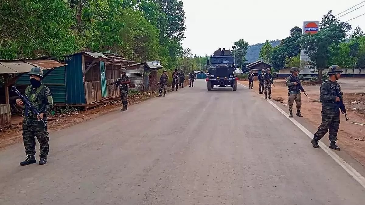 Army and Assam Rifles personnel deployed to control violence-hit Manipur - null