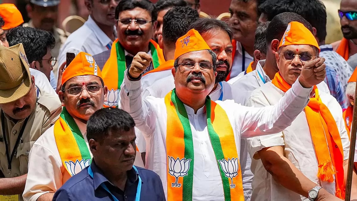 PM Modi roadshow in Bengaluru