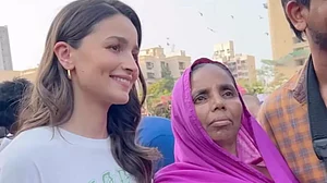 Alia Bhatt with a photographer's mother