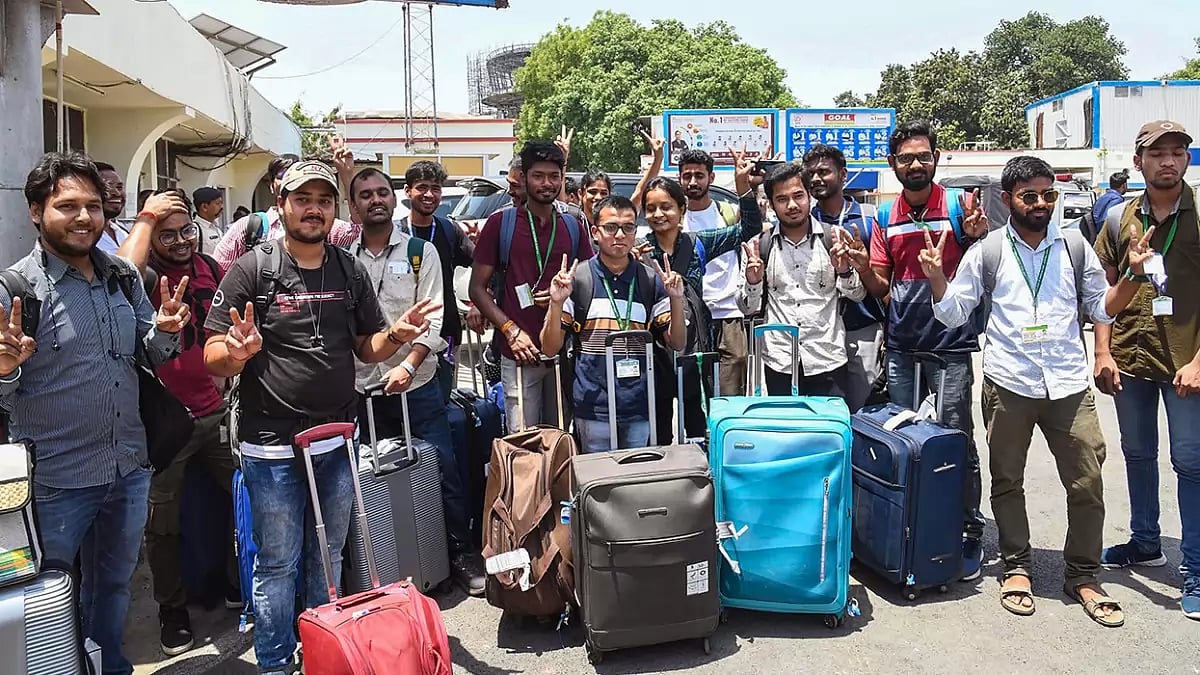 Students rescued from Manipur arrive in Patna