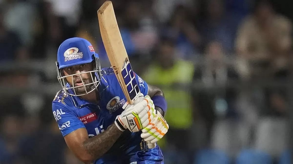 RCB skipper Du Plessis was in awe of SKY's (in pic) 35-ball 83-run knock for MI.