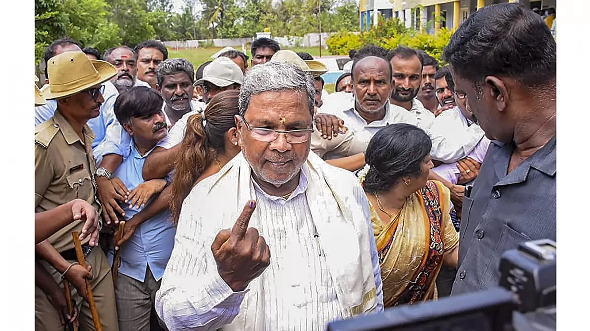 Karnataka Assembly polls: Siddaramaiah votes