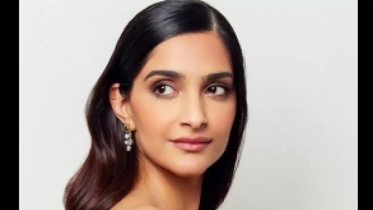 Sonam Kapoor 