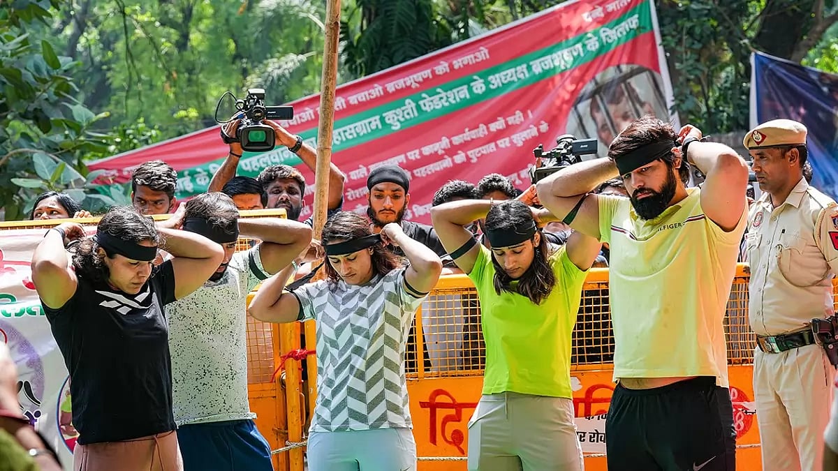 Wrestlers protest at Jantar Mantar
