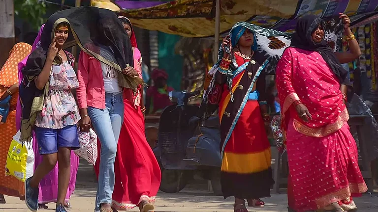 Madhya Pradesh Village To Boycott Families Whose Children Marry By Choice - null