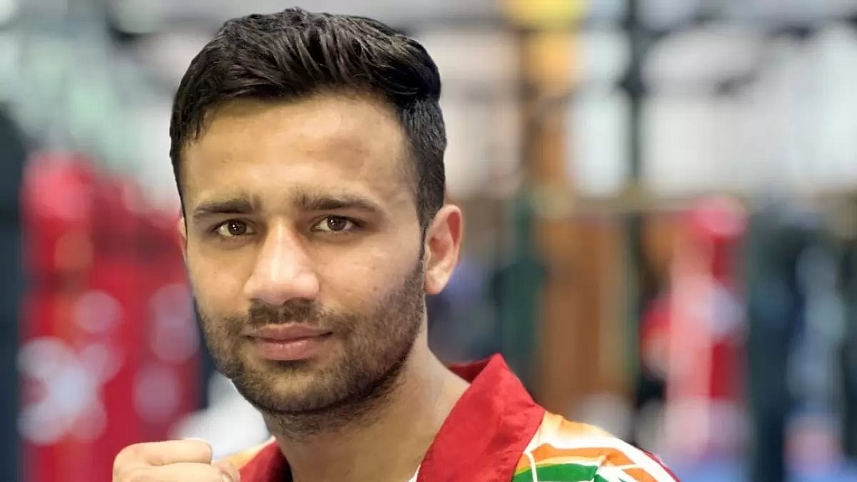 Bhoria lost 3-4 after the split verdict in a close contest.