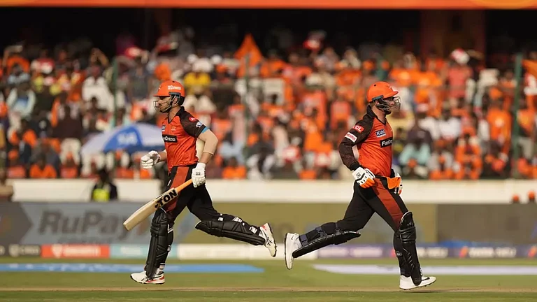 Klaasen, right, and Abdul Samad put on a 58-run partnership for the 6th wicket on Saturday. - null