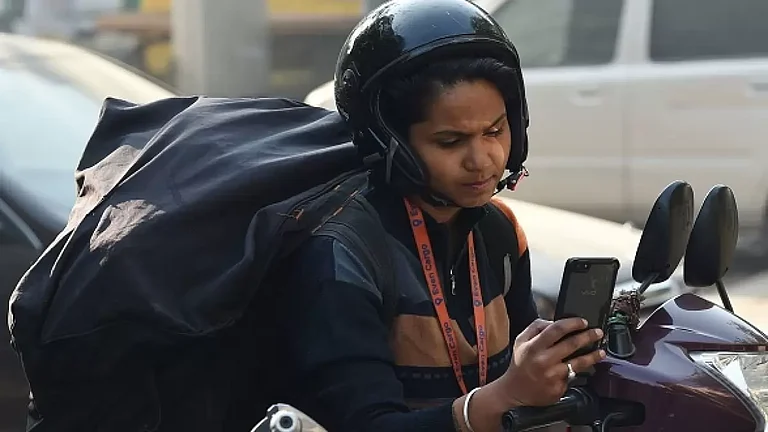 Question Of Safety, Equal Pay And Rights For Women Gig Workers Go Unaddressed. - null