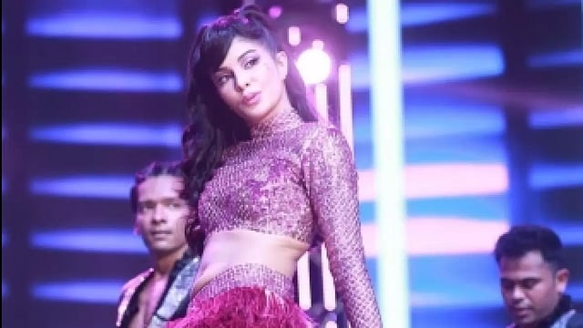 Jacqueline Fernandez Grooves To BLACKPINK Jisoo's 'Flower'