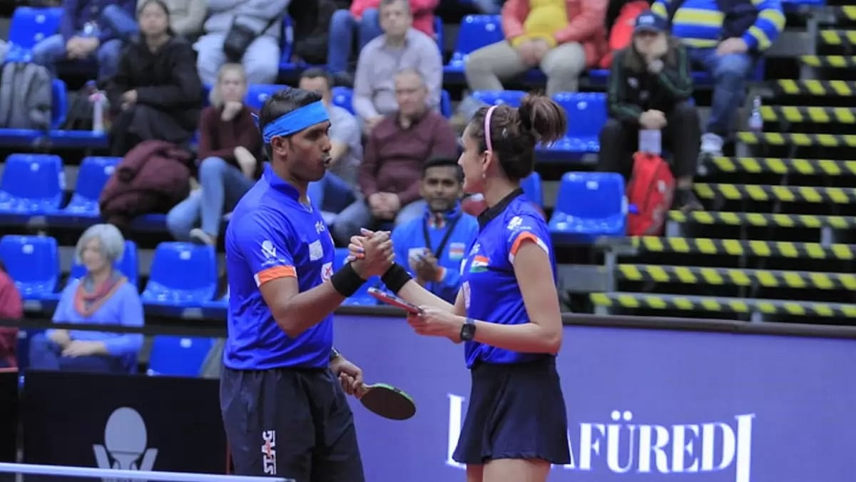 The upcoming season will feature six teams, including Bengaluru Smashers and Chennai Lions.