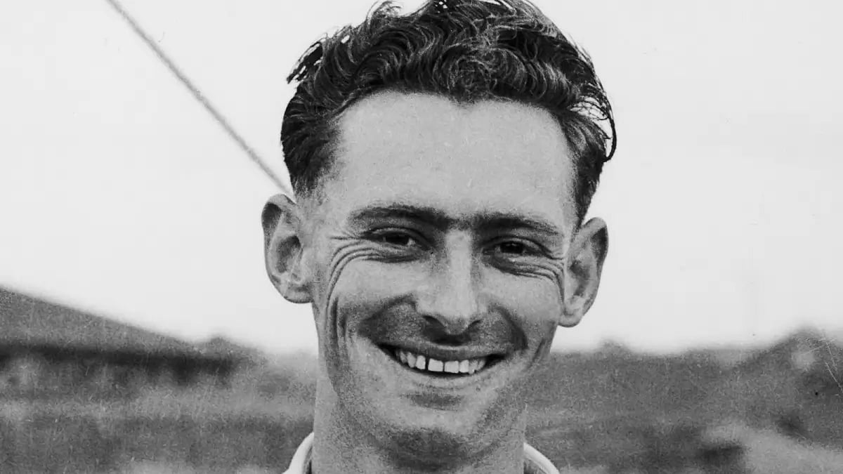 Booth also represented Australia in field hockey at the 1956 Melbourne Olympics.