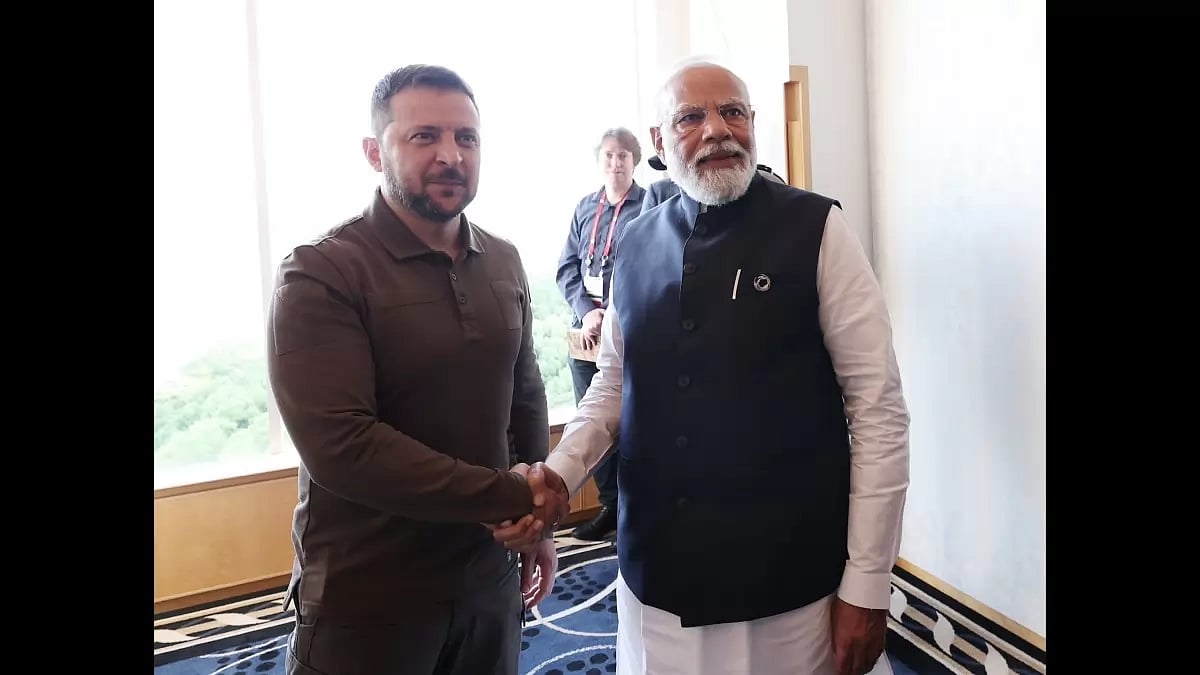 PM Narendra Modi with Ukraine President Volodymyr Zelenskyy.