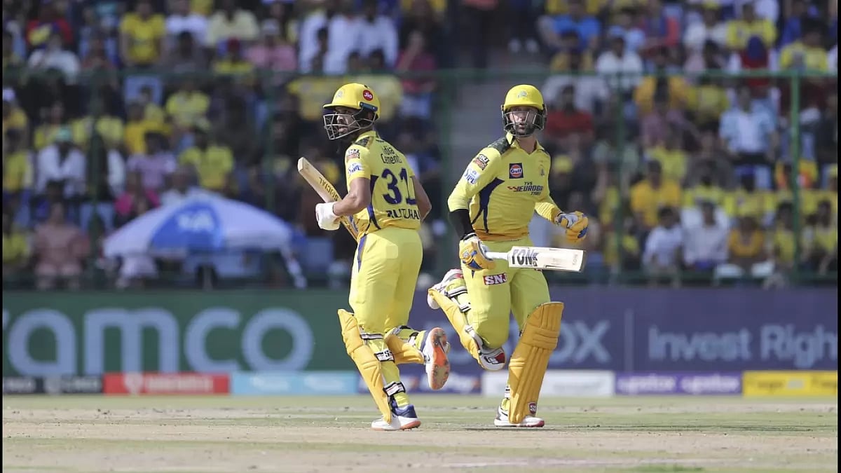 Gaikwad, left, and Conway in action during their 141-run partnership against DC on Saturday.