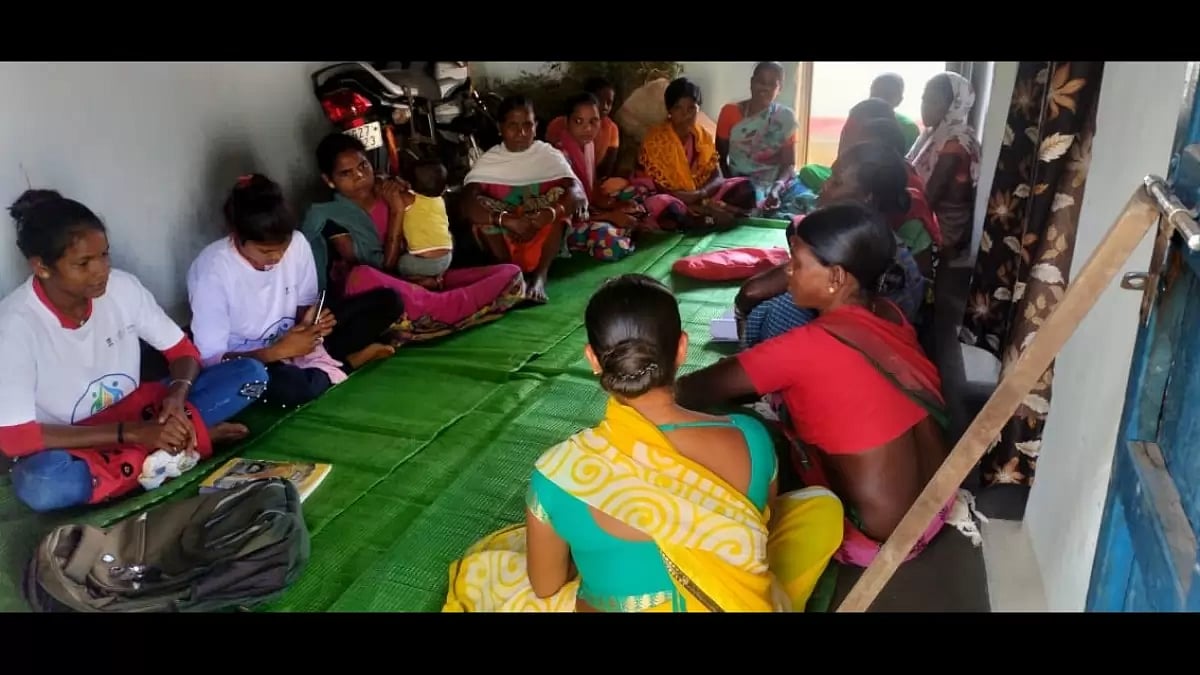 Neeli Goli Khayi Kya