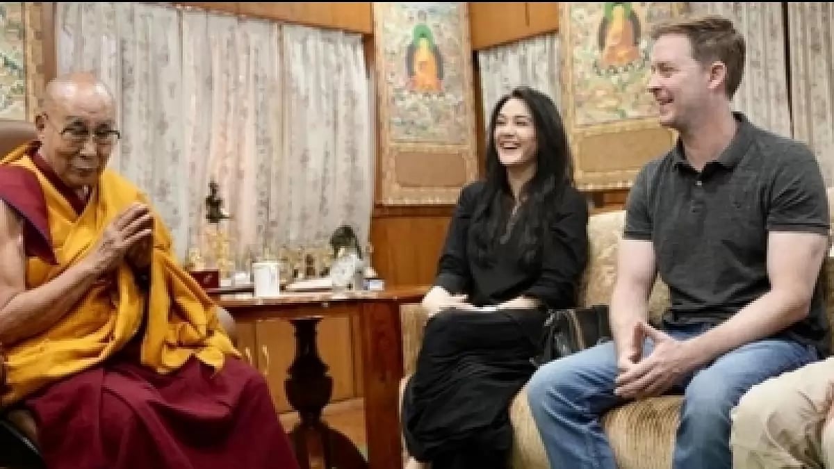 Dalai Lama, Priety Zinta, & Gene Goodenough, 