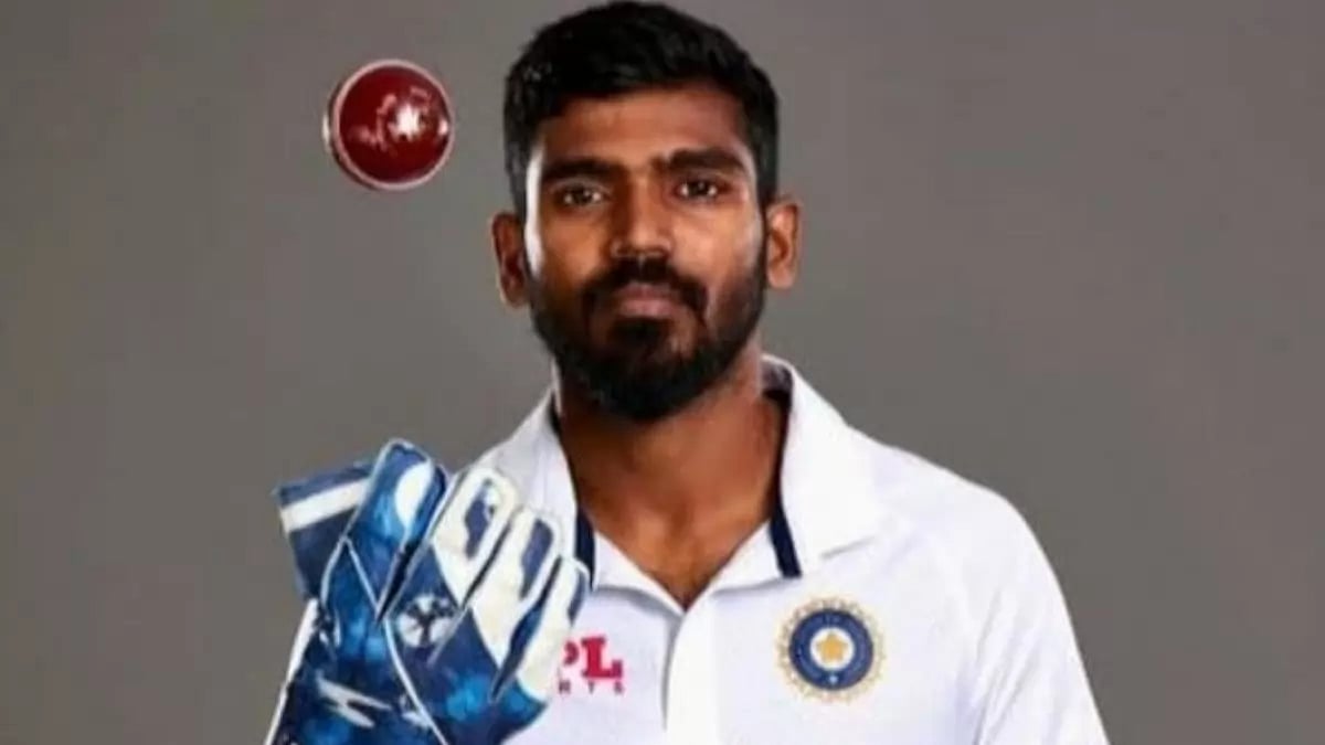 Despite Bharat playing just four Tests, his 90 first-class games could tilt the scale in his favour.