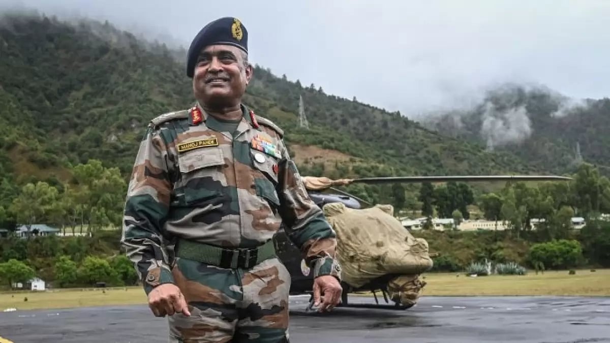  Army Chief General  Manoj Pande 