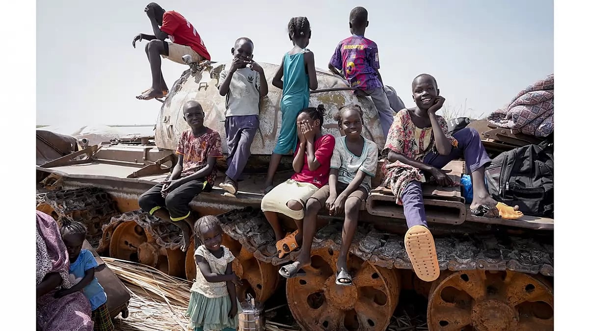 South Sudan Stranded At Border