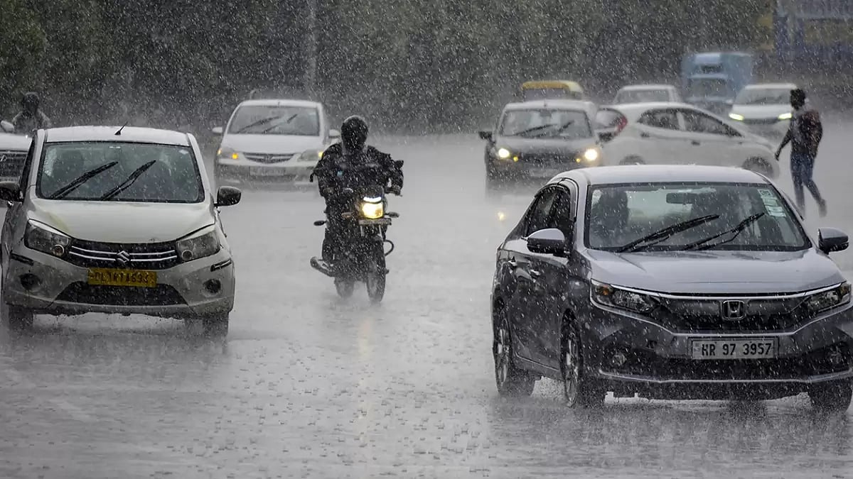 Thunderstorm, Rain Hit Delhi; Maximum Temperature Settles Five Notches Below Average