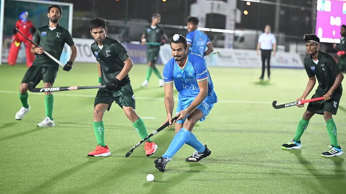 Araijeet Singh, centre, scored India's second goal against Pakistan on Thursday.