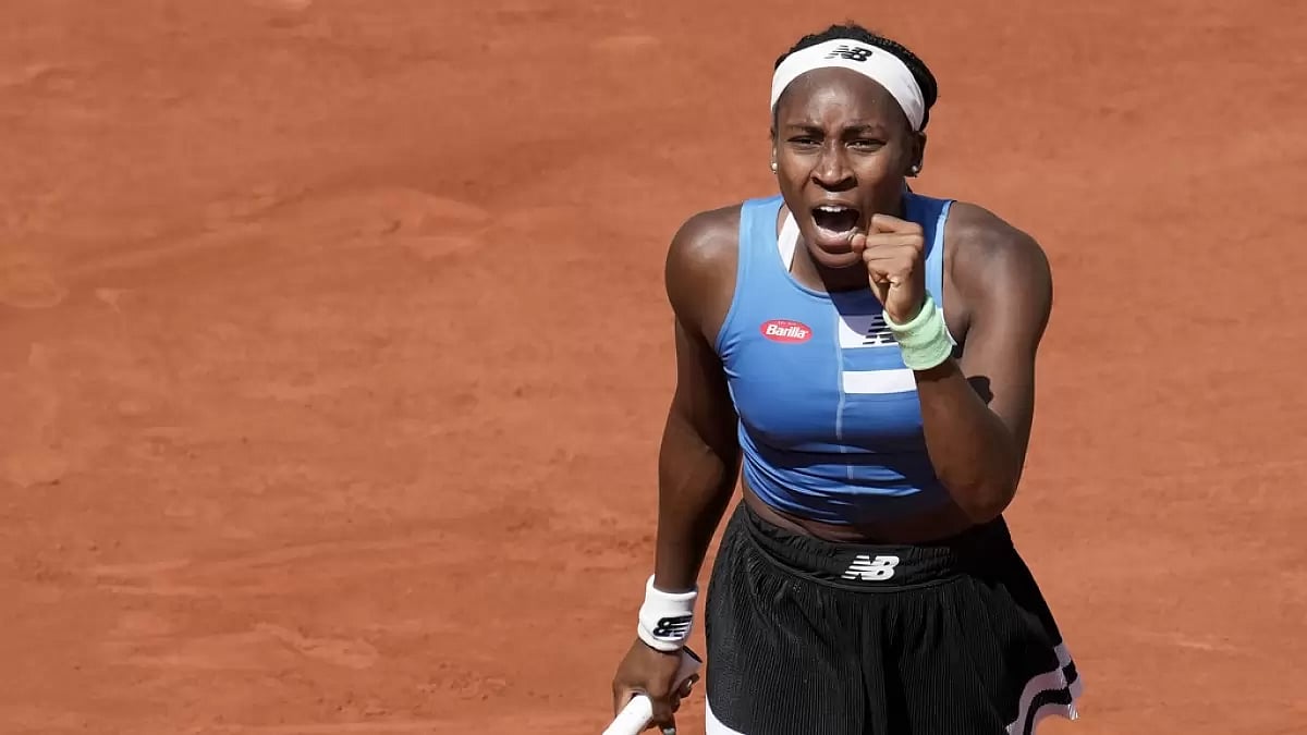 Gauff celebrates her victory over Andreeva in Paris on Saturday.