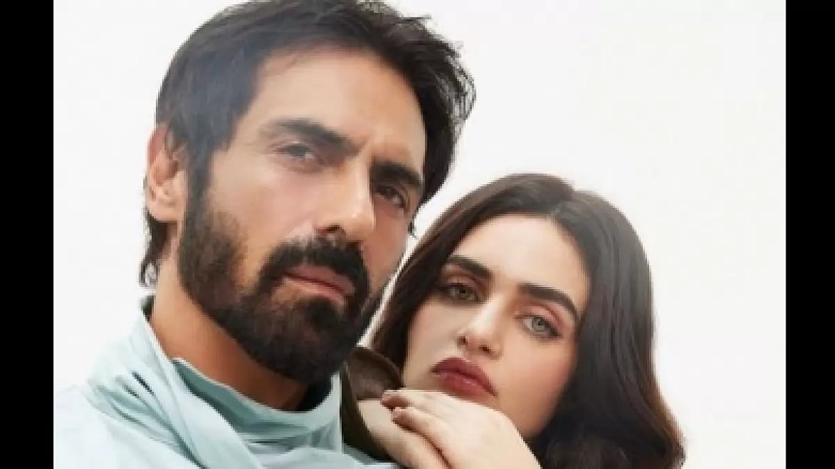 Instagram : Arjun Rampal And Gabriella Demetriades