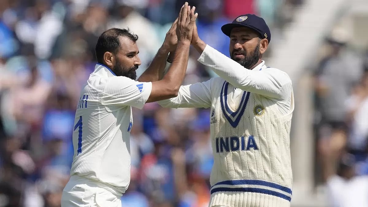 Mohammed Shami, left celebrates a wicket in the WTC Final at The Oval.