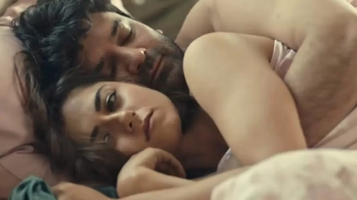 Barun Sobti And Ridhi Dogra In A Still From 'Badtameez Dil'