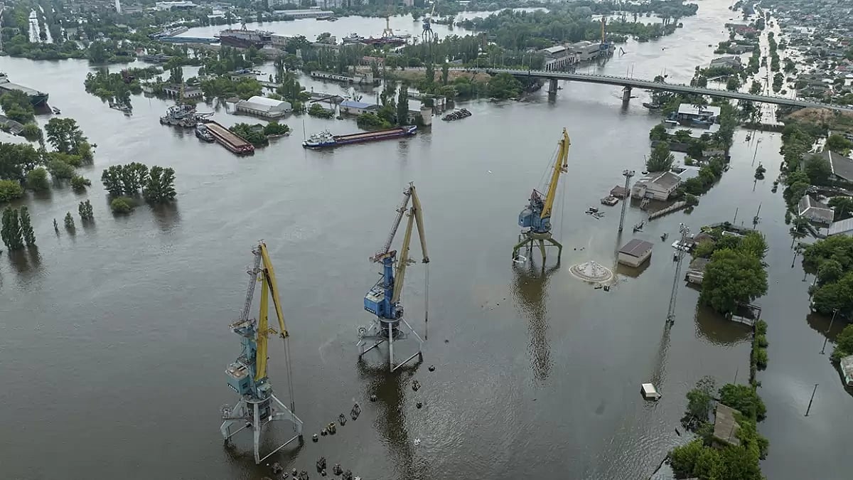 The flooded town of Oleshky, Ukraine