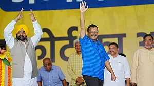 Aam Aadmi Party (AAP) convenor Arvind Kejriwal and Punjab CM Bhagwant Mann at the AAP Maha Rally i