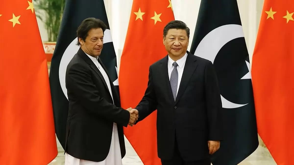 Chinese President Xi Jinping with Imran Khan