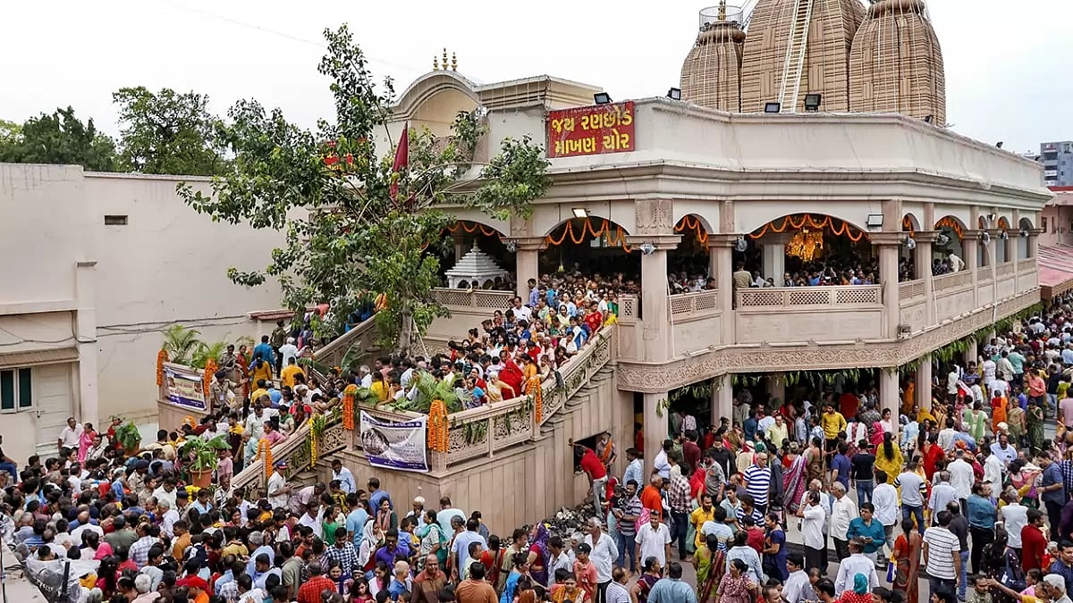 Devotees at Jagannath Temple in Ahmedabad