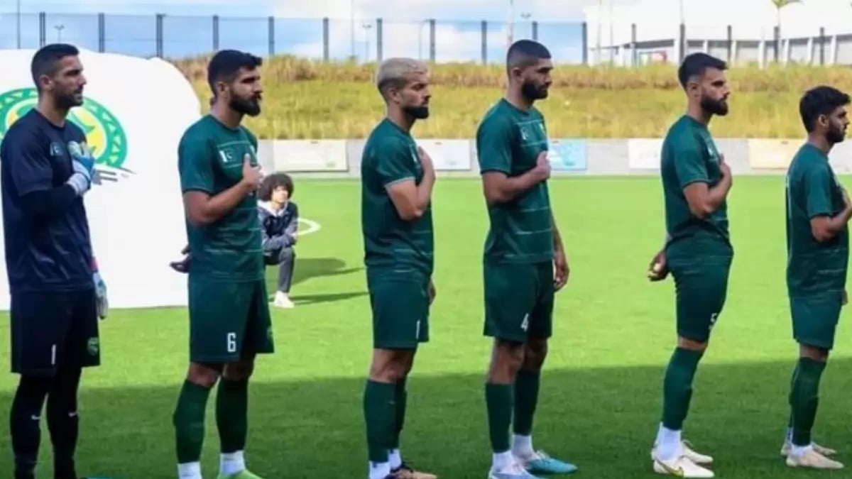 Pakistan football team granted India visa