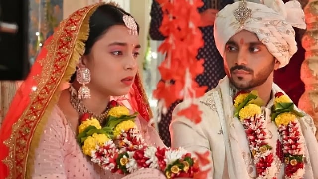 Prateik Chaudhary Records Audio Series With Sumbul Toqueer Khan