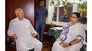 Mamata Banerjee meets Lalu