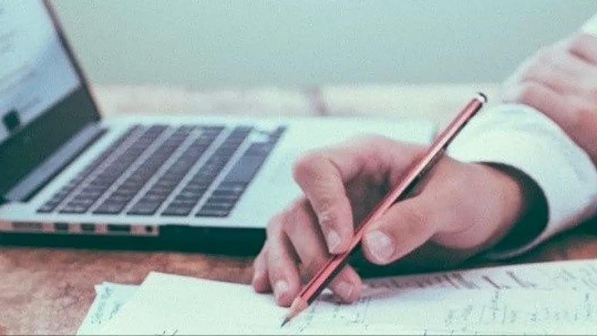  Research Paper (Representational Image)