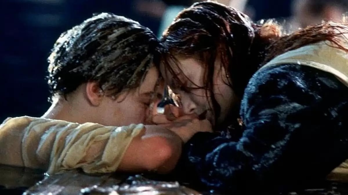 Leonardo DiCaprio And Kate Winslet