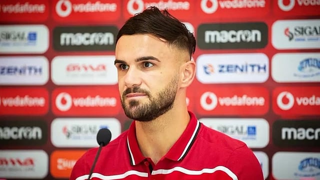 Football: AIFF Disciplinary Committee Suspends Mohun Bagan's Armando Sadiku