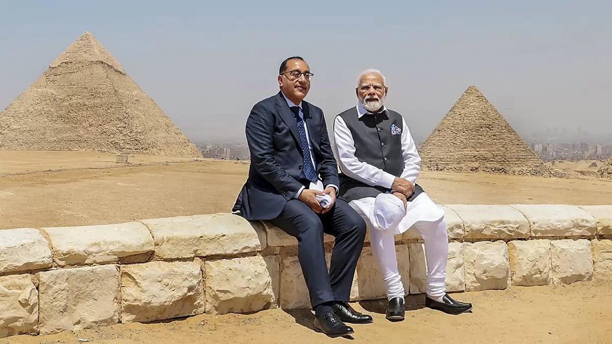 PM visits Great Pyramid of Giza