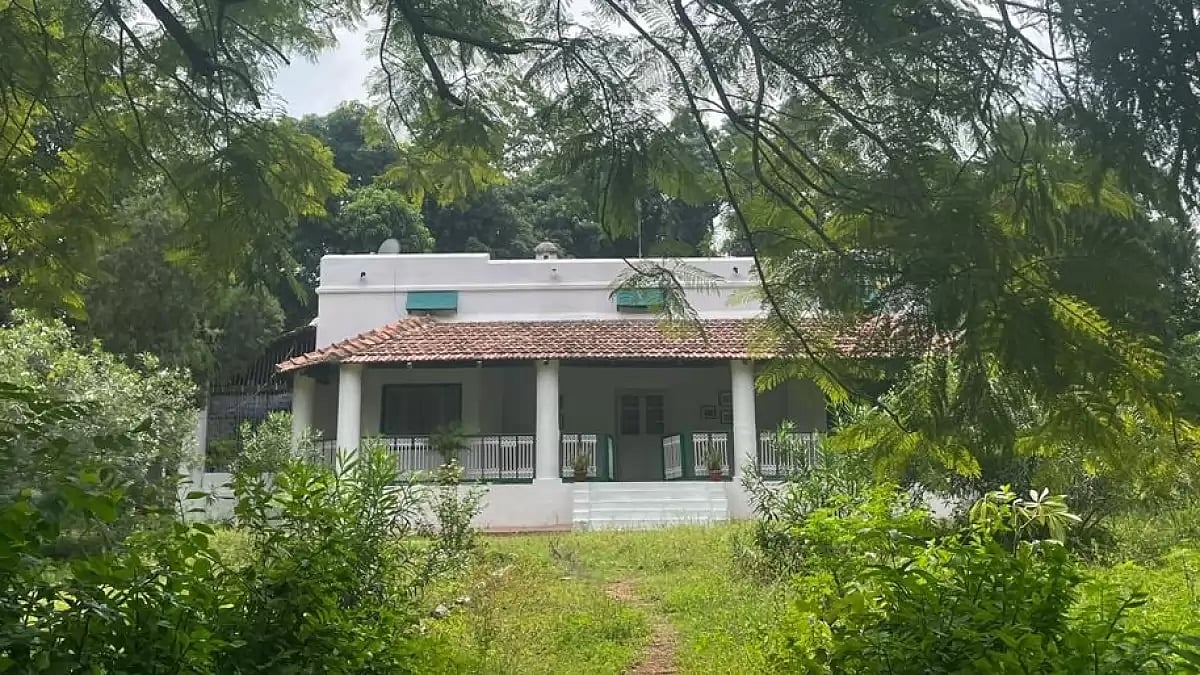 Anglo Indian Bungalow in McCluskieganj  - Photo by Chinki Sinha