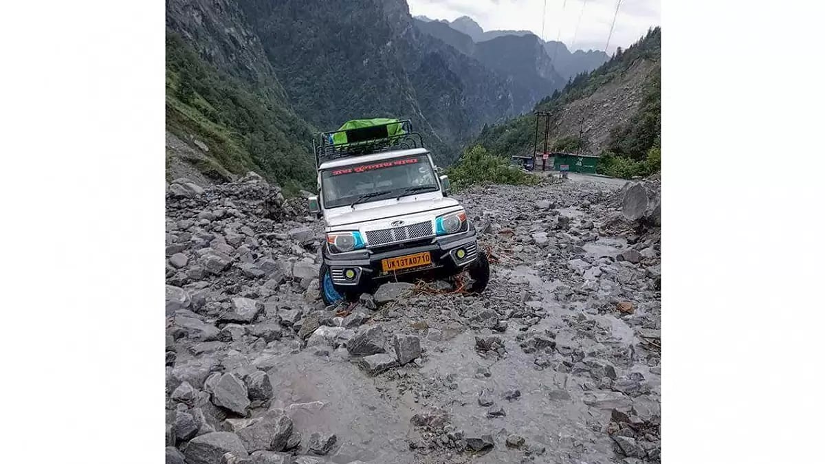 Badrinath National Highway blocked