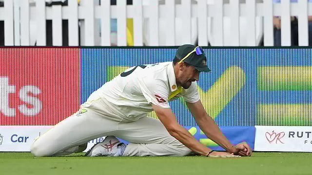 The Ashes, 2nd Test: MCC Explains Why Mitchell Starc's Catch Of Ben Duckett Was Invalid