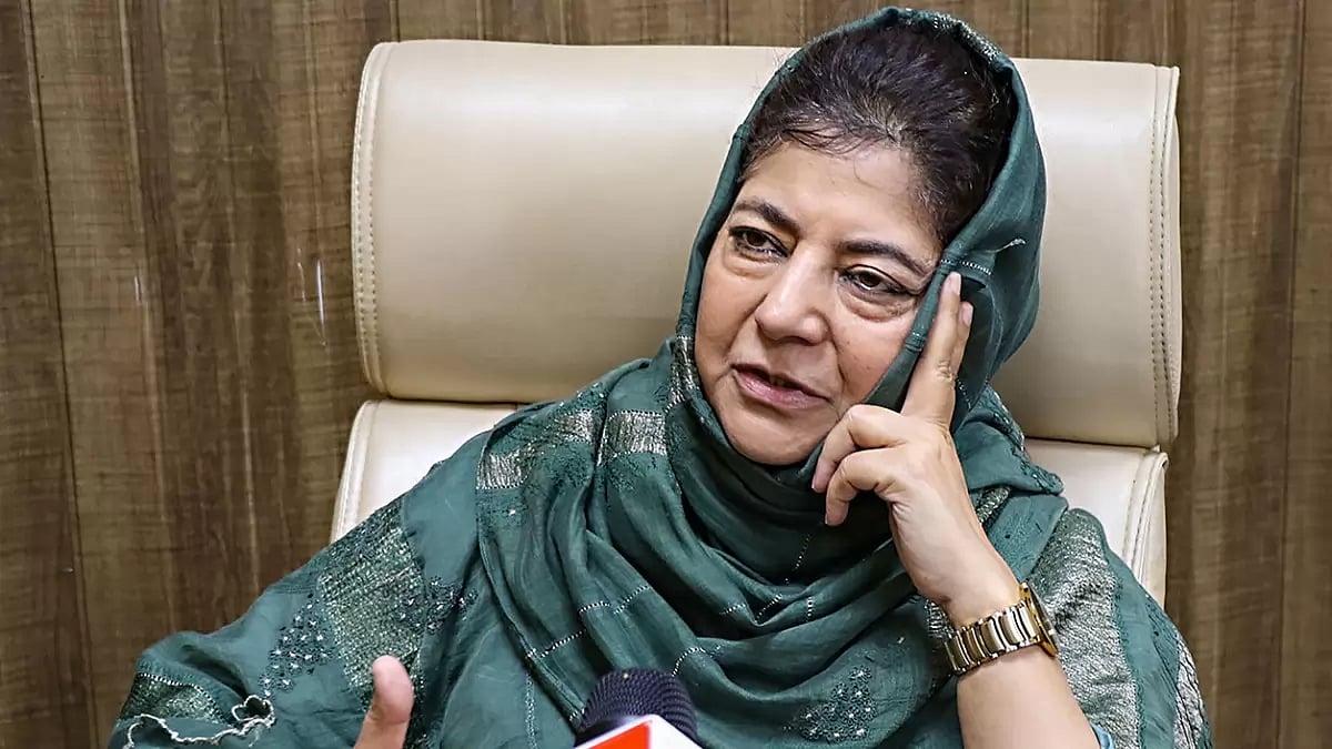 Mehbooba Mufti talks to PTI