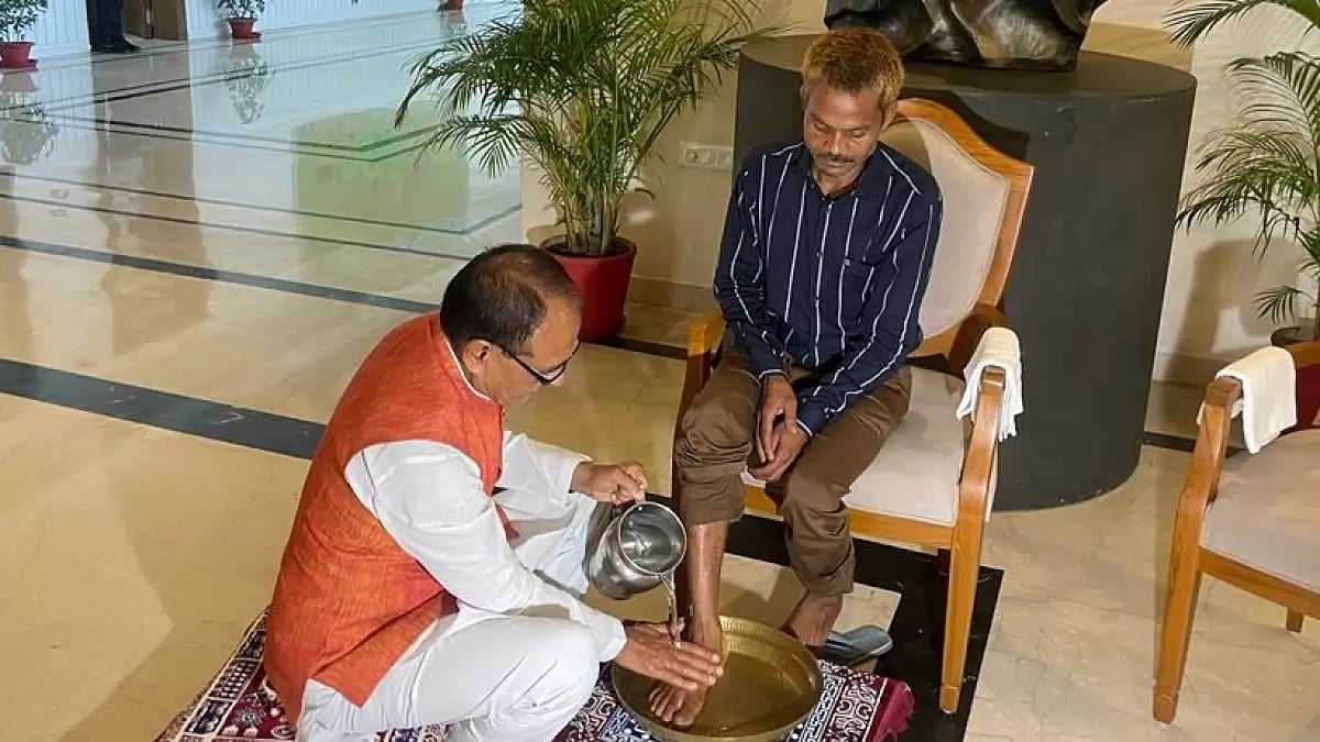 MP CM Shivraj Singh Chouhan washes feet of tribal youth after Sidhi urination incident