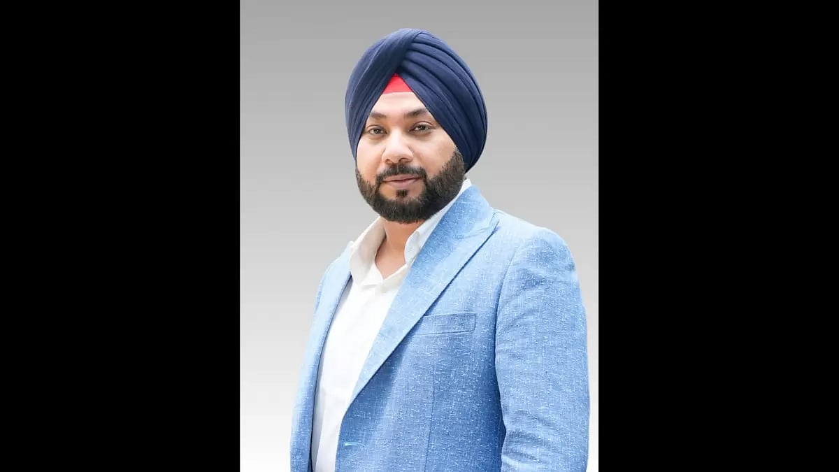 Mr. Harpreet Singh Hora. Group Director, Realistic Realtors Pvt. Ltd.