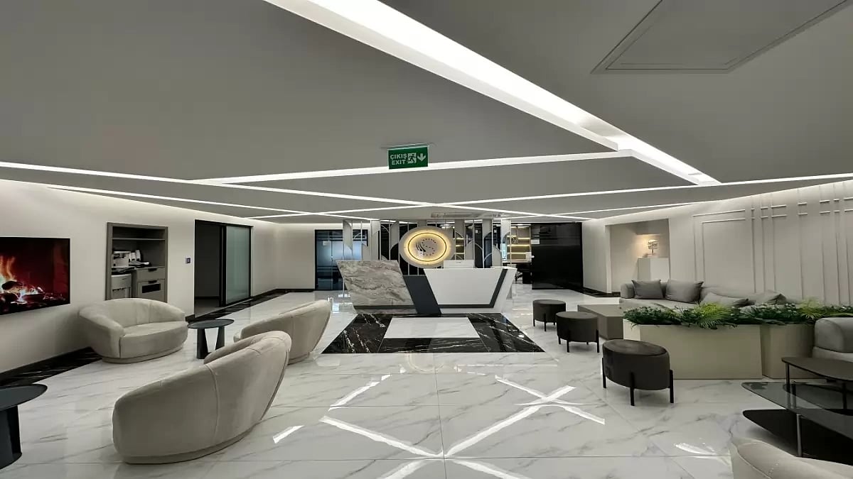 Sapphire Hair Clinic