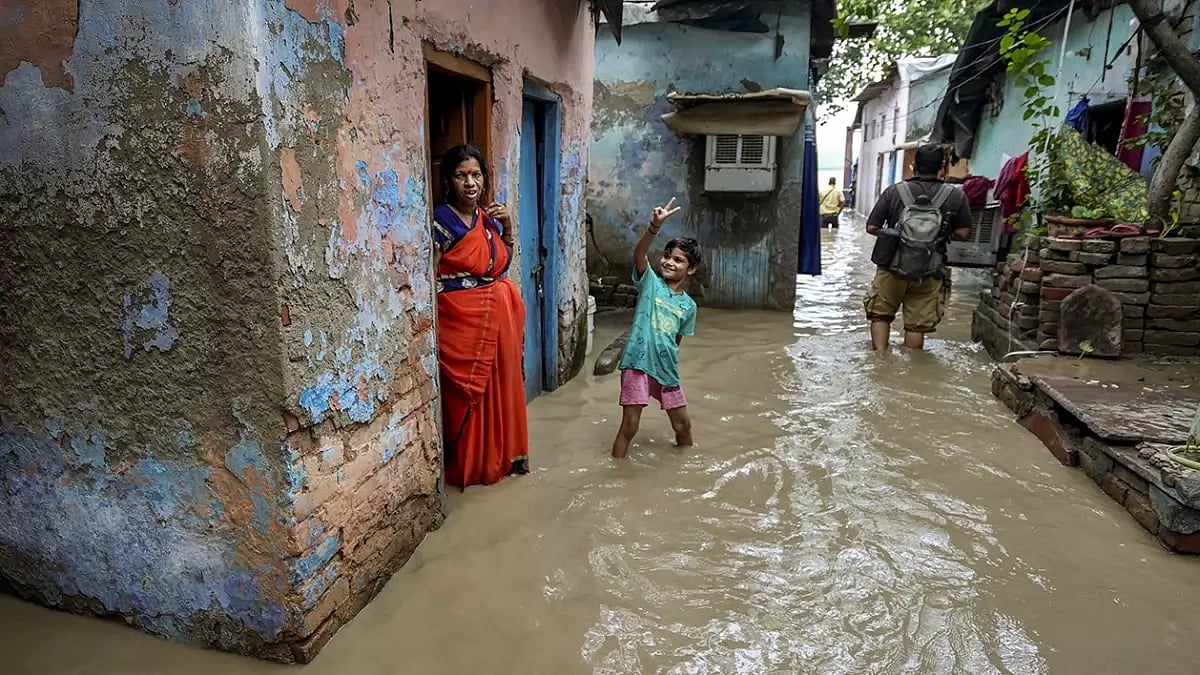 Yamuna water level rises