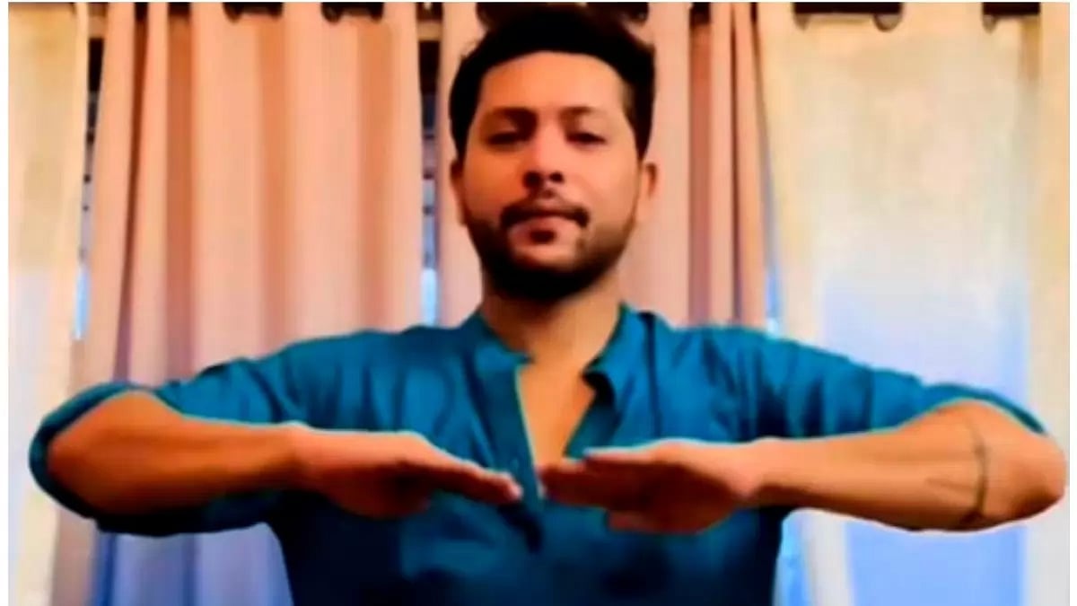 Mere Sanam Ke Khwaab