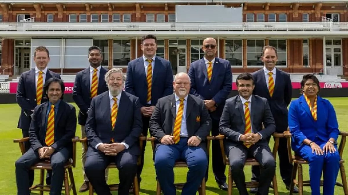 Members of the MCC gather together for a portrait.