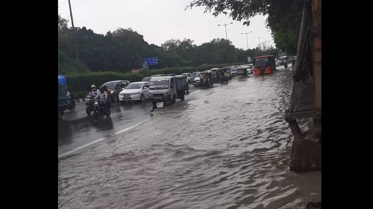 Overflowing Yamuna river reaches key road in Delhi